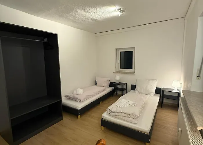 In 214egr 2 Schlafzimmer, Kueche, Bad Apartment *